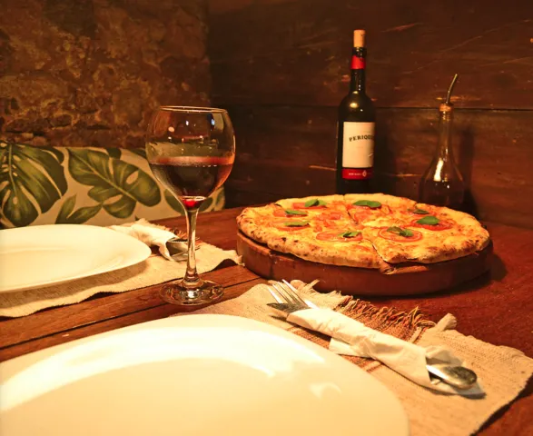 Pizzas servidas pela Pizzaria Cais