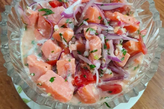 Ceviche de salmão do Saiko Zushi