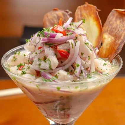 Ceviche de peixe branco do Saiko Zushi