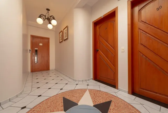 Corredor de acesso aos quartos do Hotel Guanumbis