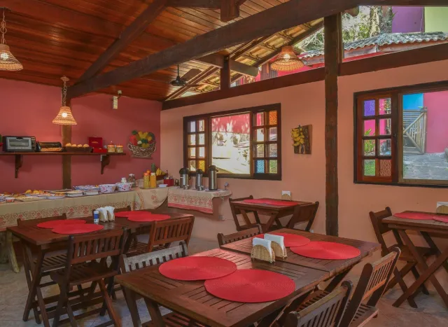 Sala de café da manhã da Pousada Villa da Prainha